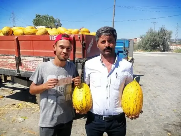 Çanakkale'de yaşayan genç, kavun taşıyarak kazandığı hatalı basım 50 TL'yi 70 bin TL'den satışa çıkardı