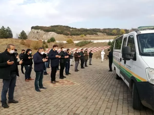 Abla kardeş aynı gün korona virüse yenik düştü