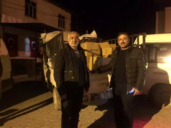 52 evin yandığı Dereiçi'nden aynı kaderi paylaşan Ortaköy'e yardım