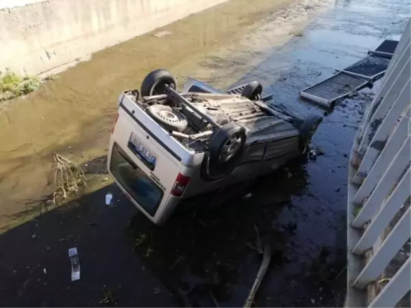 Kartal'da dereye uçan araçtan burnu bile kanamadan çıktı