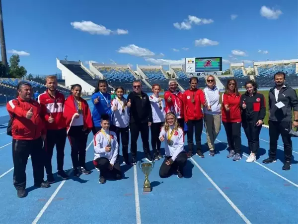 BYDGOSZCZ - Özel Sporcular Kadın Para Atletizm Milli Takımı, dünya şampiyonu oldu