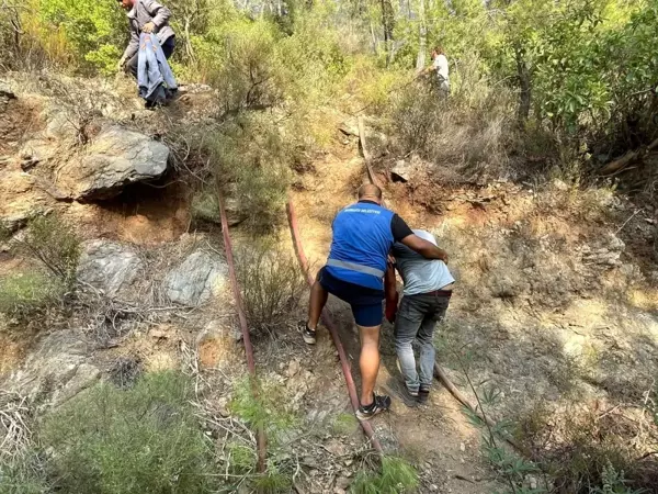 Marmaris Belediyesi'nin isimsiz kahramanları yangında seferber oldu