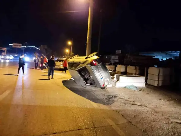 Direksiyon hakimiyetini kaybetti takla atarak durabildi