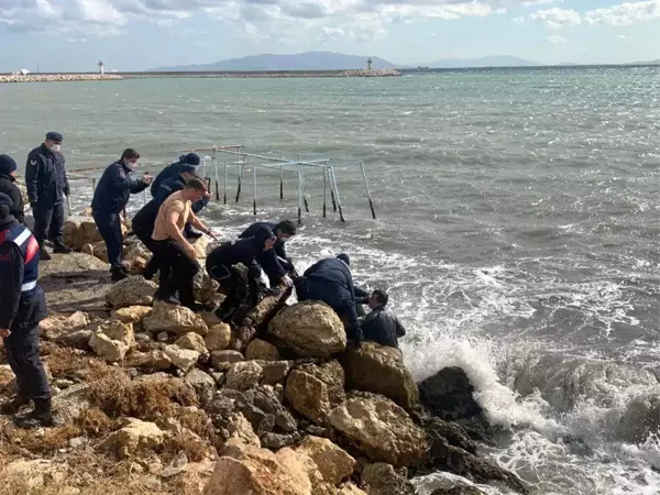 Alabora olan bottan suya düşen şahsın cansız bedenine ulaşıldı