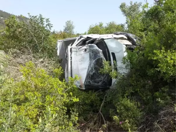 Bayram ziyareti yolunda kaza; 8 yaşındaki Erva öldü, 5 yaralı