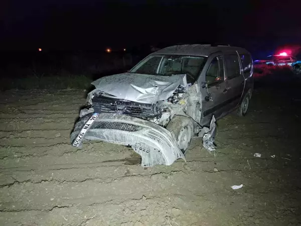 Tekirdağ'da ticari araç ile traktör çarpıştı: 1 yaralı