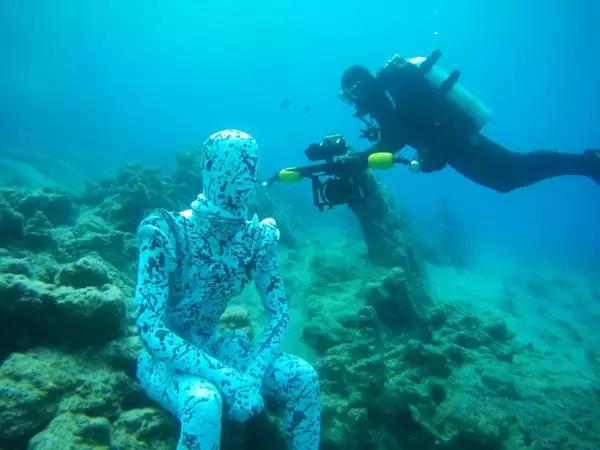 Su altı sergisi ziyarete açıldı