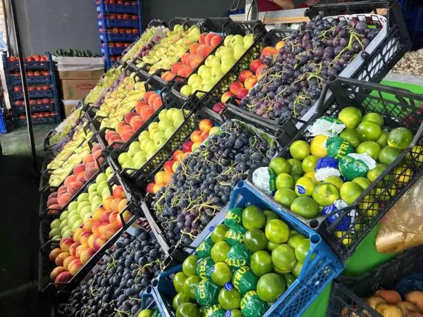 İstanbul'da sebze ve meyve halinde bolluk yaşanıyor