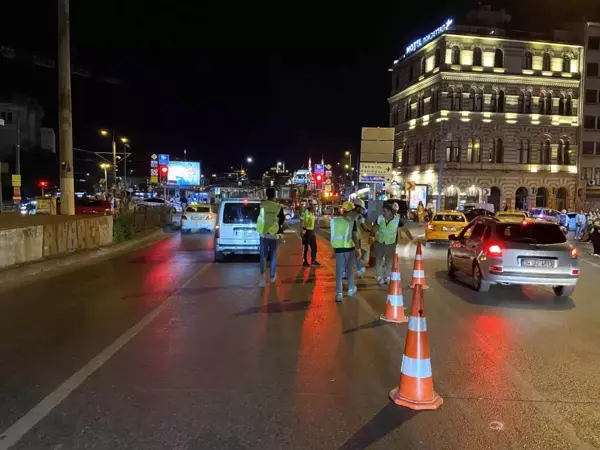 Galata Köprüsü'nde Derz Değişimi ve Asfalt Yenileme Çalışmaları Başladı