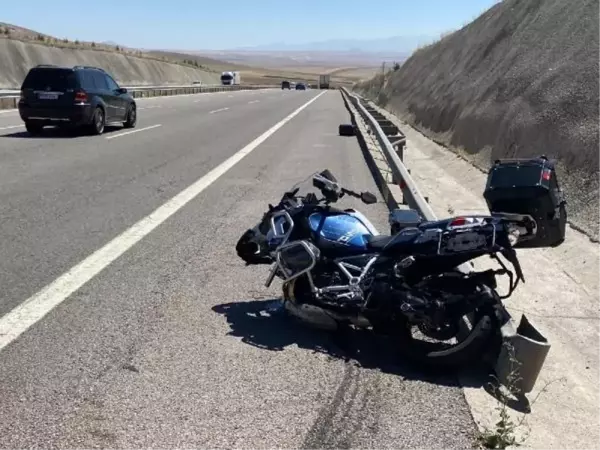 Niğde'de motosiklete otomobil çarptı: 1 ölü, 1 yaralı