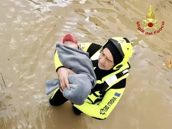 İtalya'yı vuran Ciaran Fırtınası sonucu selde hayatını kaybedenlerin sayısı 6'ya yükseldi