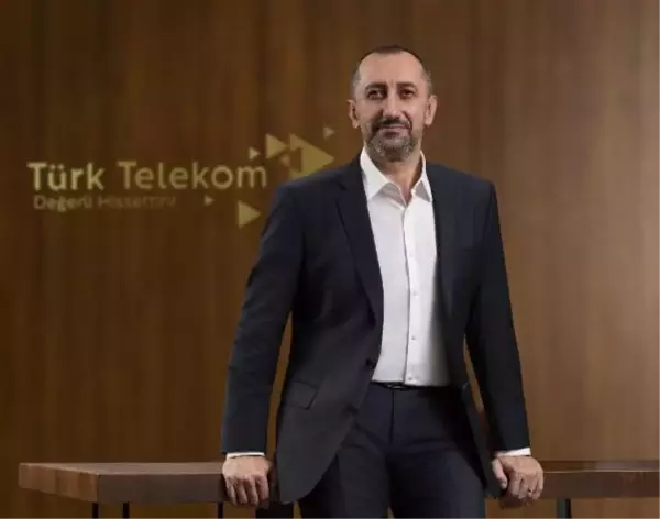 Türk Telekom CEO'su Önal: 5G stratejilerinin belirlenmesinde ön saflarda yer alıyoruz