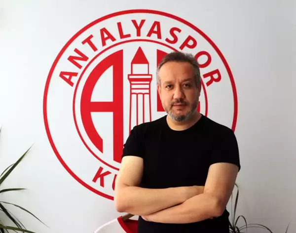 Antalyaspor Başkanı Sinan Boztepe: Alex'in sözleşmesinde transfer engeli kalkmazsa fesih maddesi var