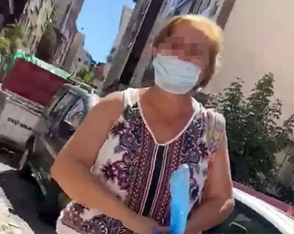 Şişli'de 2 kadın kedi maması yüzünden yine kavga etti