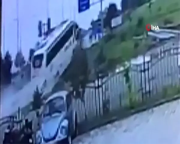 Giresun'da yolcu otobüsü kaza yaptı: 2 yaralı