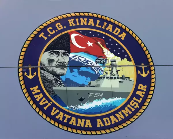 TCG KINALIADA - Milli gemiye içinde birçok mesajı barındıran özel amblem