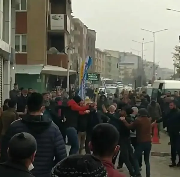 Iğdır'da sopalı, sandalyeli alacak verecek kavgası