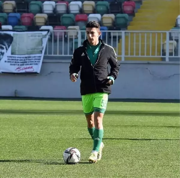 ZEYTİNBURNU'NDA RİZESPORLU FUTBOLCUNUN AİLESİNE SİLAHLI SALDIRI