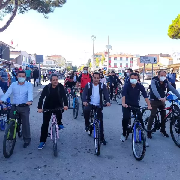 Öğrenciler hareketlilik için aynı anda pedal çevirdi