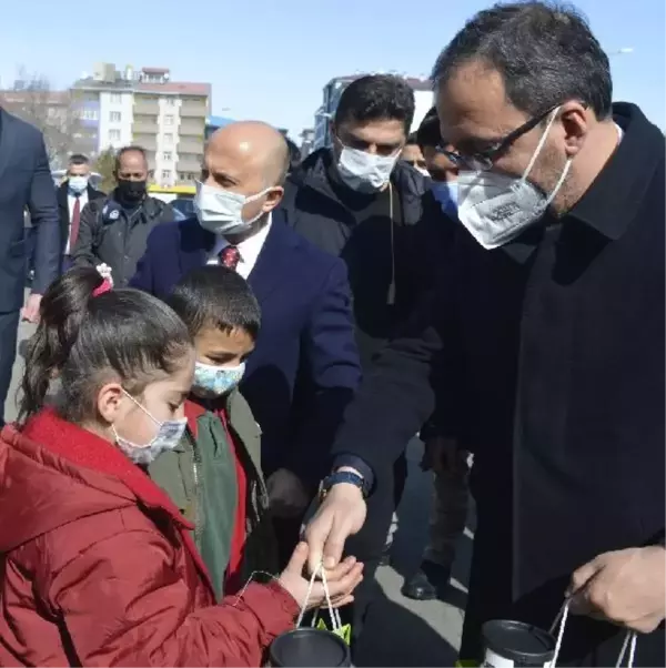 Son dakika haberleri! Bakan Kasapoğlu, Ağrı'daki Gençlik ve Spor Yatırımları Programı'nda konuştu Açıklaması