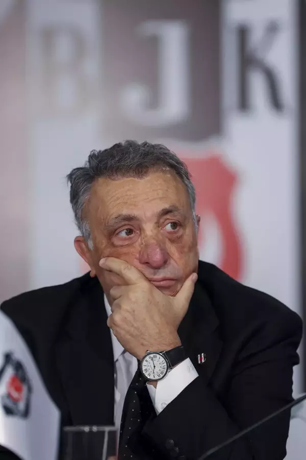 Beşiktaş Eski Başkanı Fikret Orman, Divan Kurulu Toplantısı'na geldi