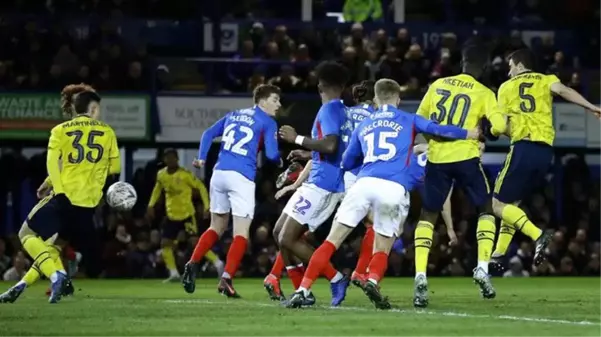 Portsmouth'un 3 futbolcusu koronavirüse yakalandı