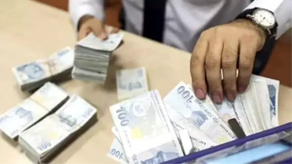 Kamu bankalarının 6 ayı geri ödemesiz olan kredi destek paketi vatandaşa ilaç gibi geldi