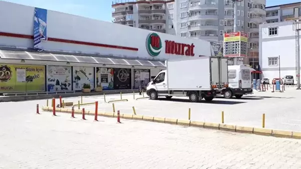 Vatandaş endişeli! Çalışanı koronadan ölen market, karantinaya alındı