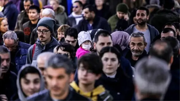 Prof. Dr. Usluer'den ürküten koronavirüs uyarısı: Çok çabuk normalleşirsek ikinci dalga erken gelebilir