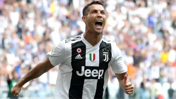 Cristiano Ronaldo, İtalya Serie A'nın en golcü Portekizli futbolcusu oldu