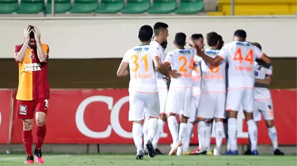 Galatasaray, deplasmanda Aytemiz Alanyaspor'a 4-1 mağlup oldu