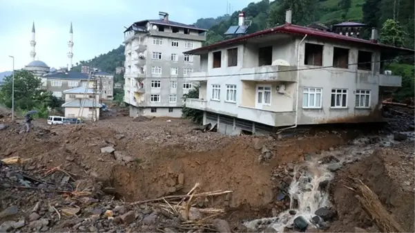 Son dakika: Rize'deki sel felaketinden üst üste acı haberler: 2 ölü