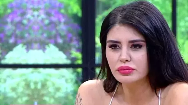 Ebru Polat, Pınar Gültekin cinayetiyle ilgili paylaşımına Cumhurbaşkanı Erdoğan'ı etiketledi