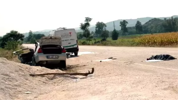 Kahramanmaraş'ta seyir halindeki otomobil alev aldı! 1'i çocuk 2 kişi yanarak öldü