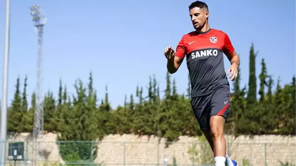 Kevin Mirallas'ın Gaziantep FK'ya transferi, dünyada büyük ses getirdi