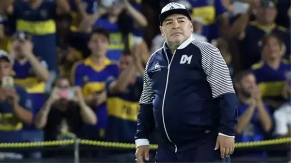 Diego Maradona, beynindeki pıhtı nedeniyle acilen ameliyata alındı