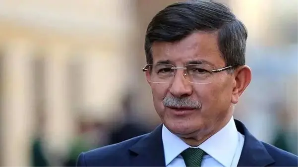 Koronavirüse yakalanan Davutoğlu'nun sağlığıyla ilgili son durum: Ara sıra ateşi çıkıyor fakat genel sağlık durumu iyi