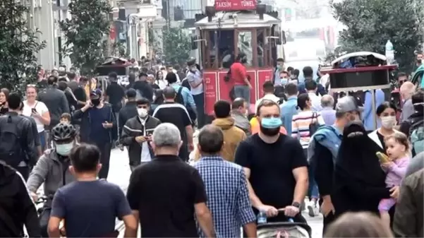 Koronavirüs tedbirleri kapsamında yarından itibaren İstiklal Caddesi'ne yalnızca 7 bin kişi giriş yapabilecek