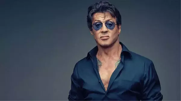 Suç örgütüne yapılan baskında ünlü aktör Sylvester Stallone adına düzenlenmiş pasaport bulundu