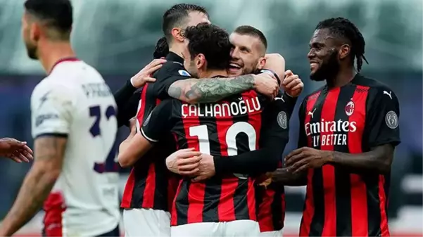 Milan, Hakan'ın 2 asist yaptığı maçta Crotone'yi 4-0'la geçti