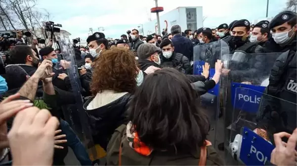 Boğaziçi eylemlerinde gözaltına alınanlar adliyeye sevk edildi; Kartal'da gösteri ve yürüyüşler yasaklandı