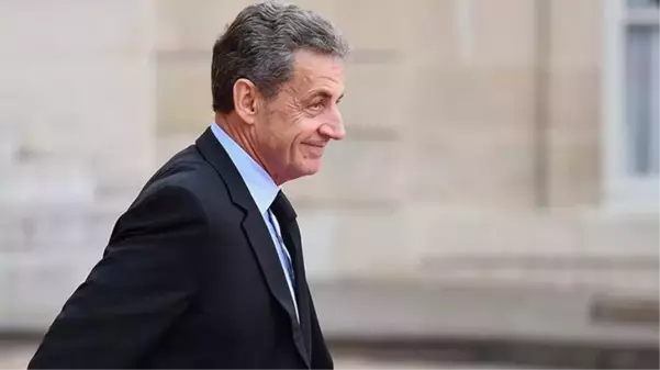 Eski Fransa'da Cumhurbaşkanı Sarkozy'e, 3 yıl hapis cezası verildi