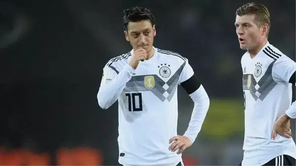 Kroos, Mesut Özil'in Alman Milli Takımı'nı bırakma sürecini eleştirdiği için ağır hakaretler aldı