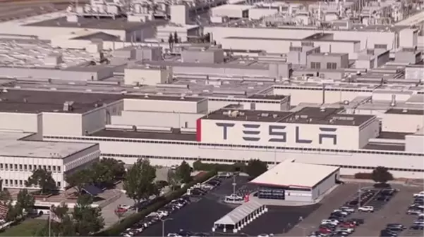 Elon Musk kapanma kararına uymadı, yüzlerce Tesla çalışanı koronavirüse yakalandı