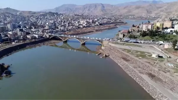 Psikolojik sorunları olan baba, 3 yaşındaki oğlunu nehre attı