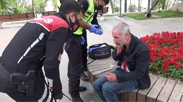 Polis arama yapmak isteyince cebinden çıkardığı neşterle boğazını kesti