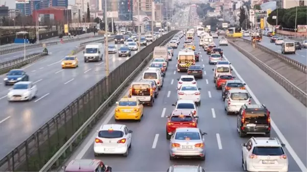 Prof. Dr. Mehmet Ceyhan uyardı: İstanbul'dan gidenlerin döneceği 18 Mayıs - 18 Haziran tarihlerinde tedbirli olmalıyız