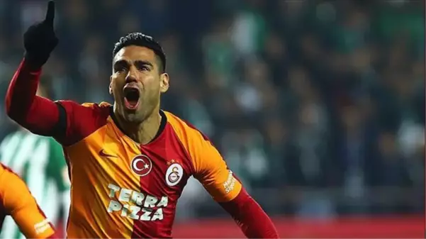 Falcao sakatlığı sebebiyle Denizlispor maçının kadrosuna alınmadı! Mohamed'in durumu yarın netlik kazanacak