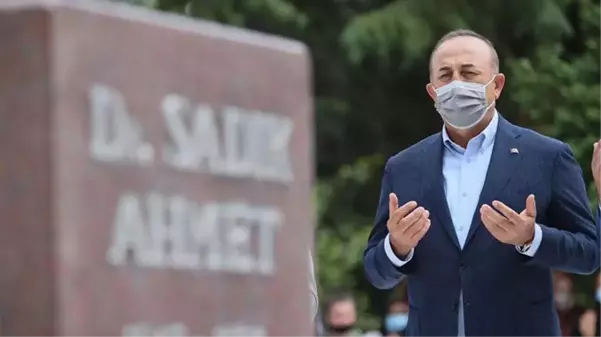 Yunanistan'a giden Bakan Çavuşoğlu'nun paylaşımında kullandığı ifade Yunanları çıldırttı