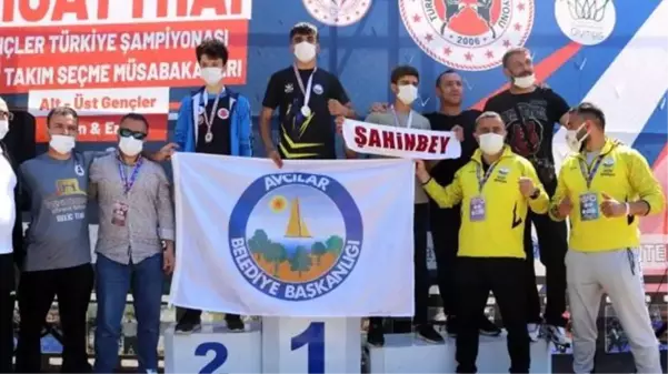 Aydın Kuşadası'ndaki Muaythai Milli Takım seçmelerine gençler büyük ilgi gösterdi